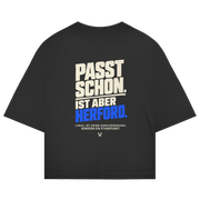Passt schon. Ist aber Herford. – Herford Oversized-Shirt – Rückenansicht